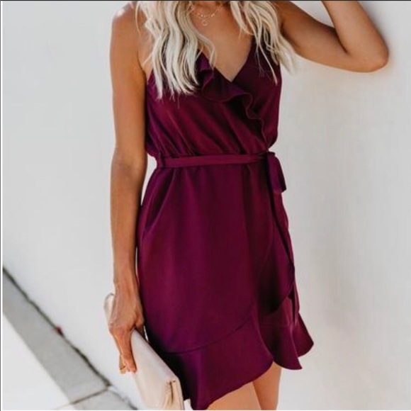 Eggplant dress - Picture 2 of 3